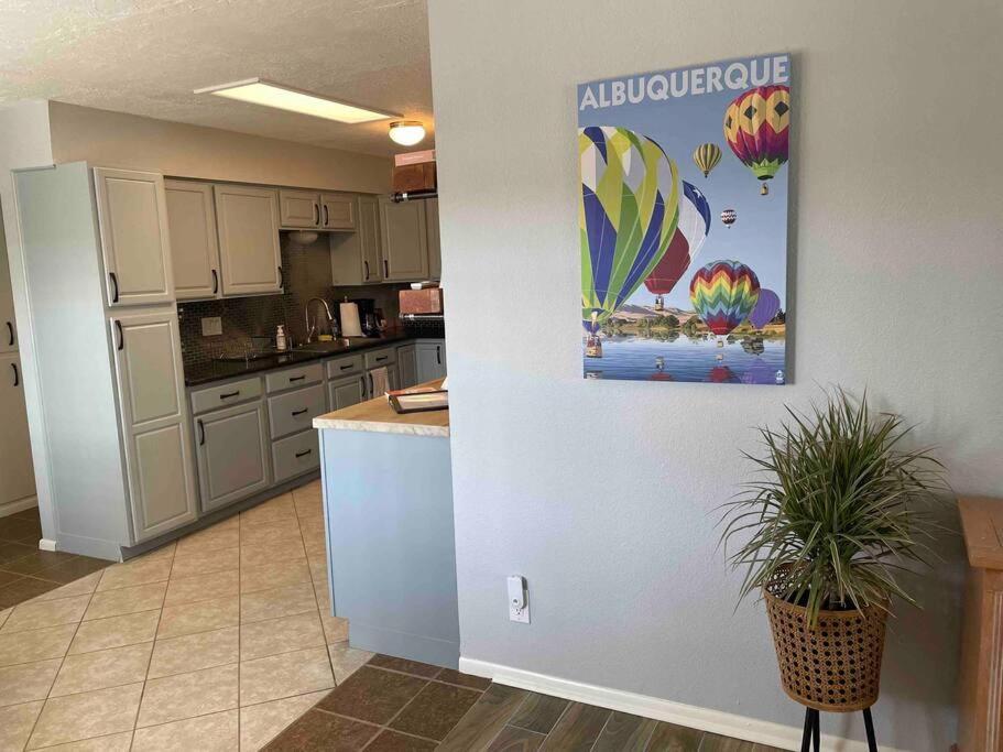 Comfy, Contemporary Quiet Retreat Vacation Home With Views Albuquerque Dış mekan fotoğraf