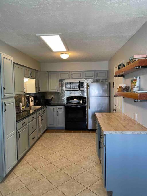 Comfy, Contemporary Quiet Retreat Vacation Home With Views Albuquerque Dış mekan fotoğraf